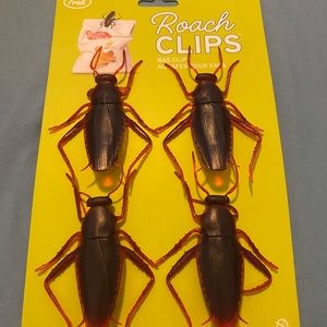 Bag clips/ Roach/ Gag gift😆